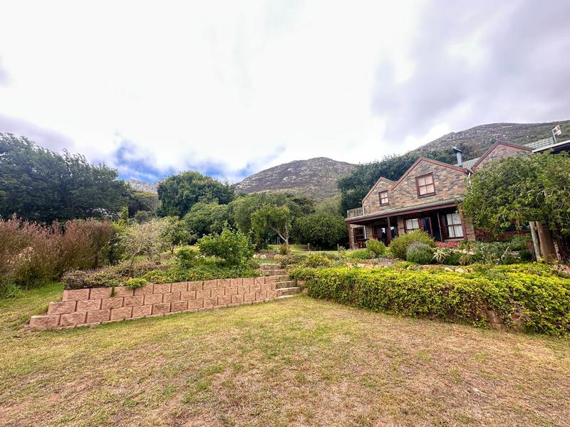 To Let 3 Bedroom Property for Rent in Noordhaven Western Cape